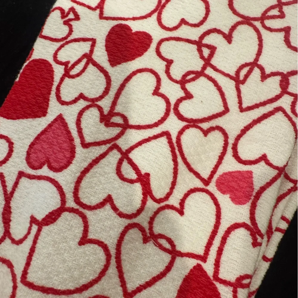 Kate Spade trio of towels -2 Red Heart Pattern 1 red stripes❤️fun 4 kitchen/bath